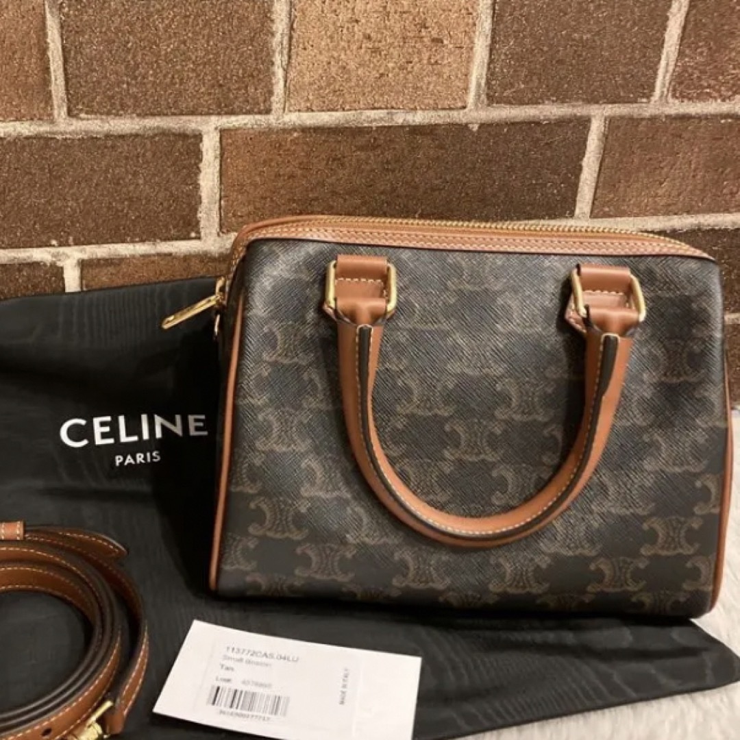 セリーヌ　CELINE 新品　購入したばかり　トリオンフ　ボストン