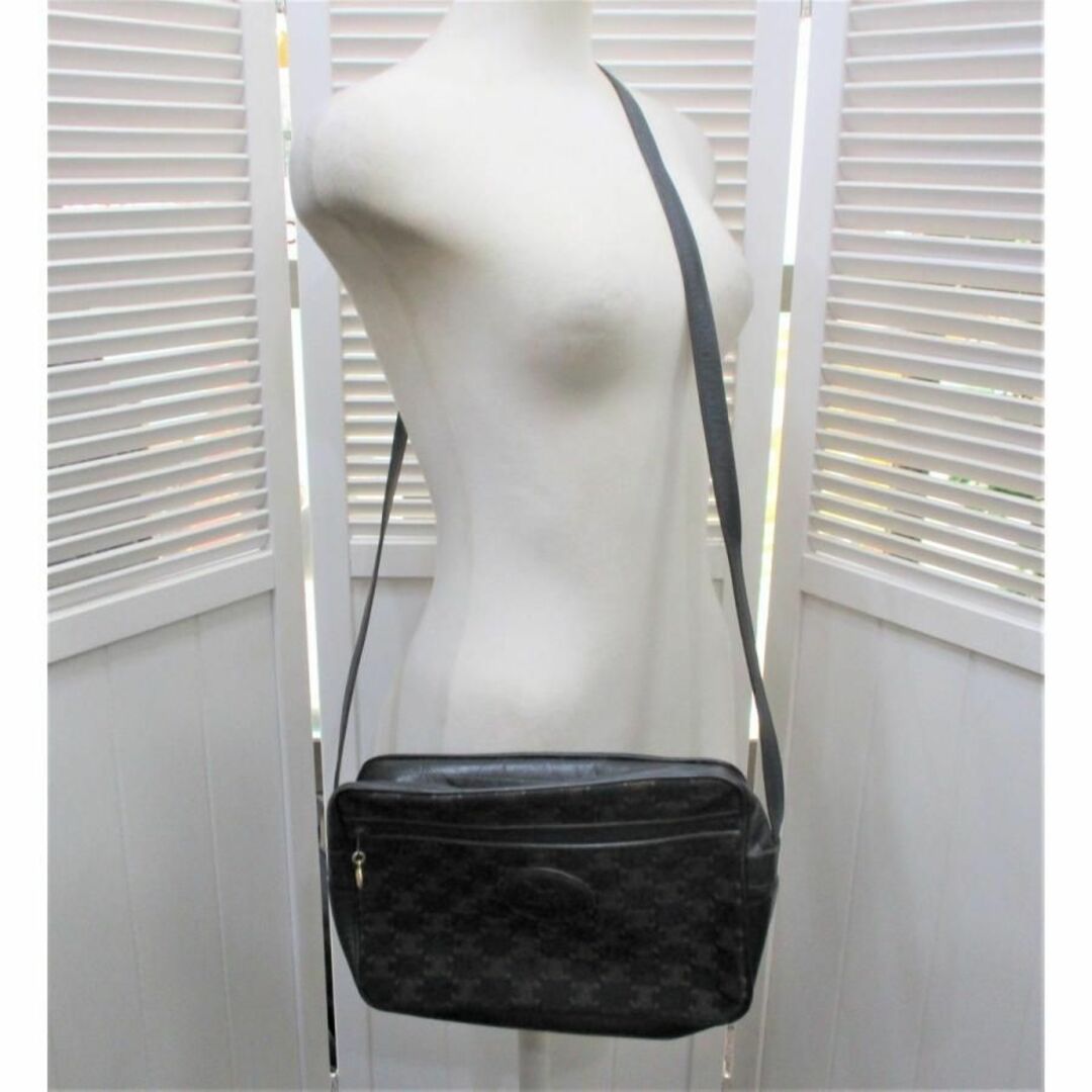 CELINE - ◇希少 セリーヌ ヴィンテージ ショルダーバッグ CELINE - ◇希少 セリーヌ ヴィンテージ ショルダーバッグ