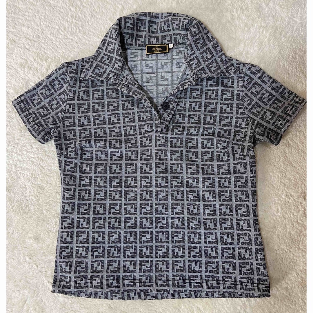 FENDI(フェンディ)の美品　レディース　FENDI  ヴィンテージ　ズッカ　 ポロシャツ　xs レディースのトップス(ポロシャツ)の商品写真