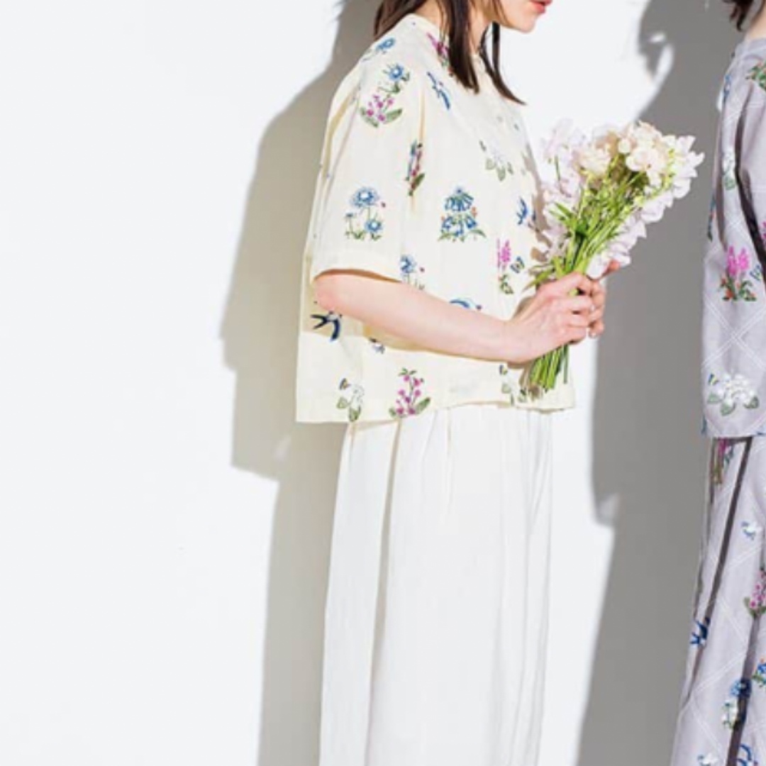 美品 マーブルシュッド marble sud 花 鳥 刺繍 シャツ ブラウス 美品 マーブルシュッド marble sud 花 鳥 刺繍 シャツ ブラウス
