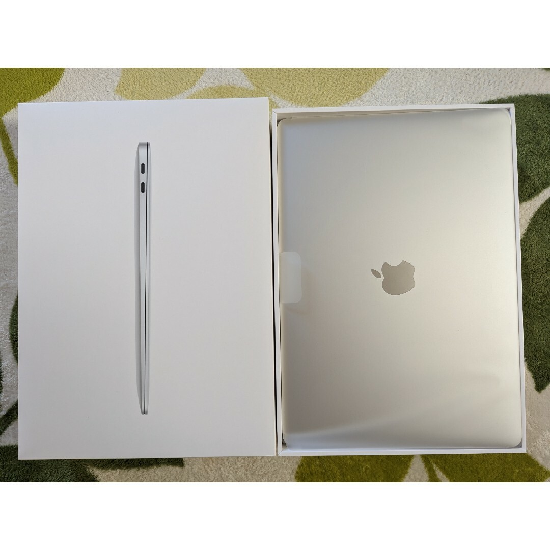 【美品】APPLE MacBook Air M1 8/256GB シルバー
