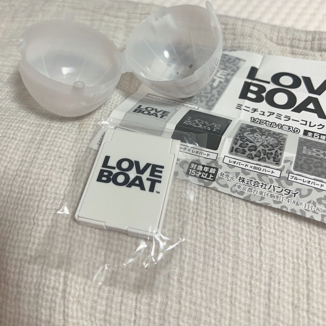 LOVE BOAT(ラブボート)のLOVE BOAT  ミニミラー　ガシャポン レディースのファッション小物(ミラー)の商品写真