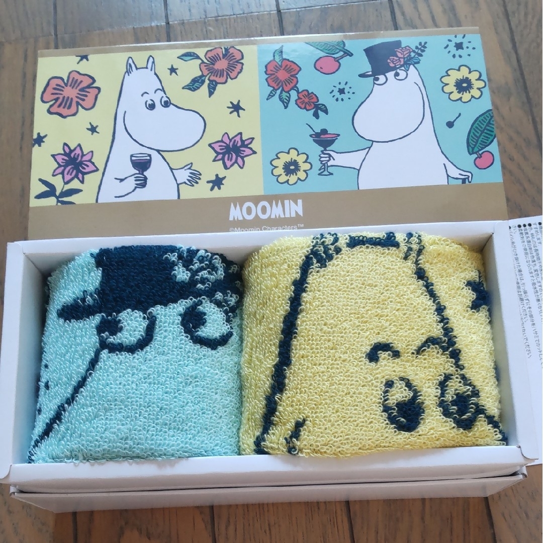 MOOMIN(ムーミン)のムーミンジャガードハンドタオル　トロピカルドリンク エンタメ/ホビーのおもちゃ/ぬいぐるみ(キャラクターグッズ)の商品写真