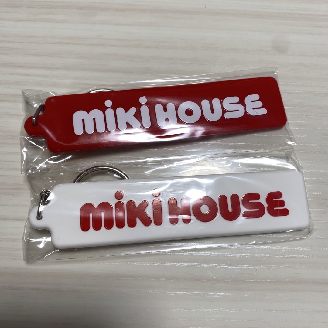 mikihouse(ミキハウス)のミキハウス キーホルダー 2個セット 新品未使用 レディースのファッション小物(キーホルダー)の商品写真
