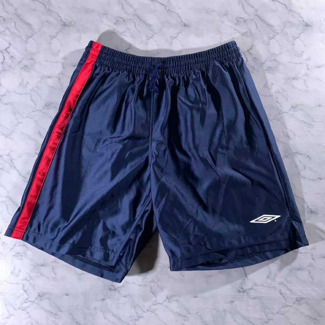 UMBRO(アンブロ)の00s UMBRO トラック ショートパンツ ユニフォーム ネイビー XL メンズのパンツ(ショートパンツ)の商品写真