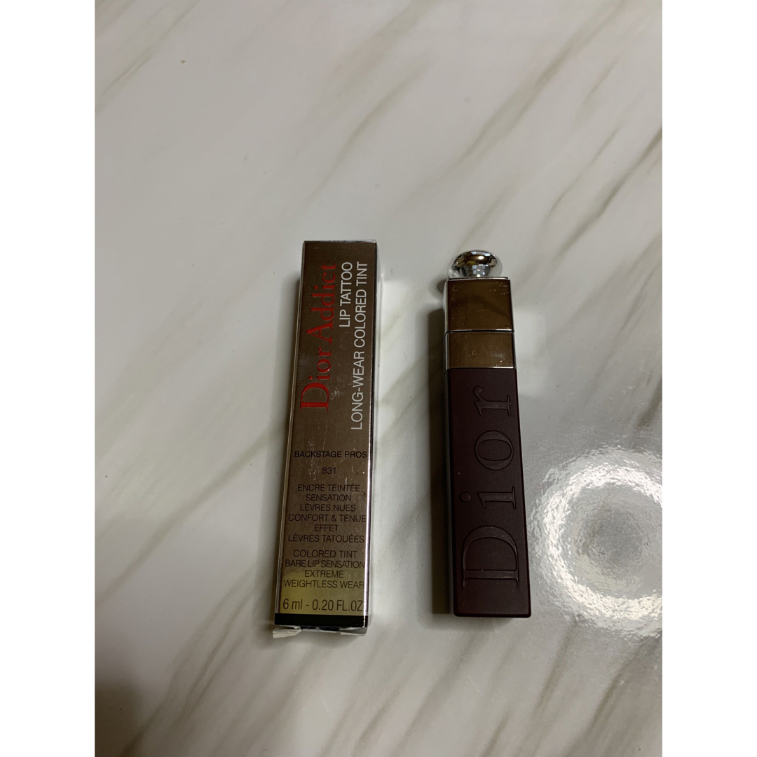 Dior(ディオール)の限定品　Dior Addict LIP TATTOO 831 ナチュラルブラウン コスメ/美容のベースメイク/化粧品(リップグロス)の商品写真