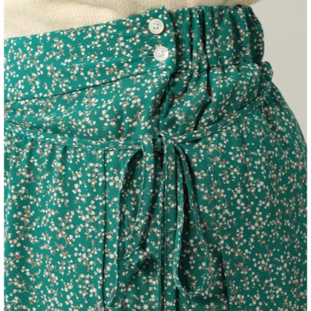 steven alan(スティーブンアラン)のFLOWER PRINT WRAP PANTS  （BLK Sサイズ） レディースのパンツ(カジュアルパンツ)の商品写真