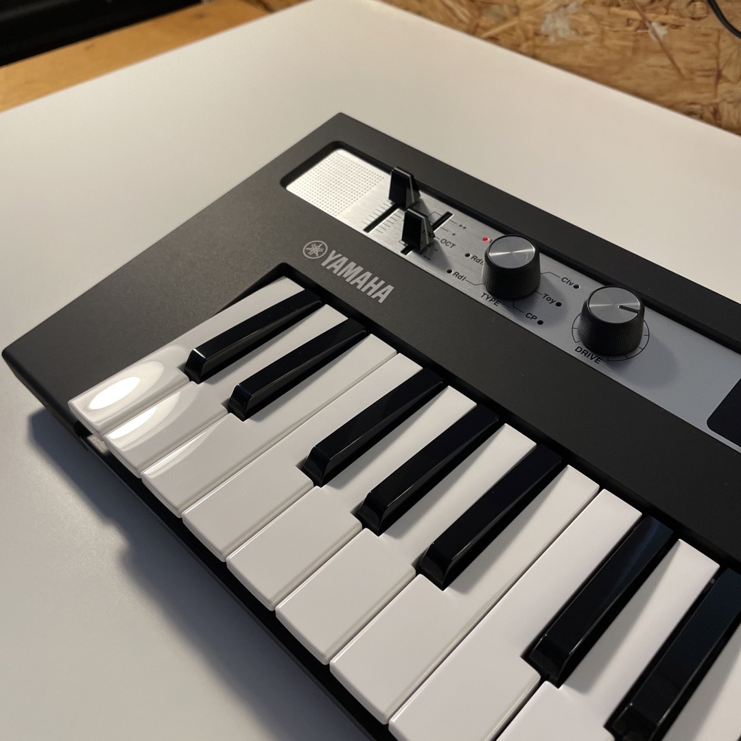 YAMAHA reface cp エレピモデリング シンセサイザー 動作品 - 鍵盤楽器