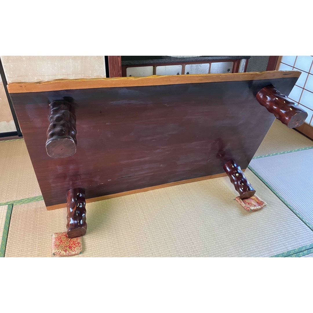 ⭐︎お盆企画⭐︎【ビンテージ】紫檀（モンキーポッド） 一枚板ローテーブル 無垢材 インテリア/住まい/日用品の机/テーブル(ローテーブル)の商品写真