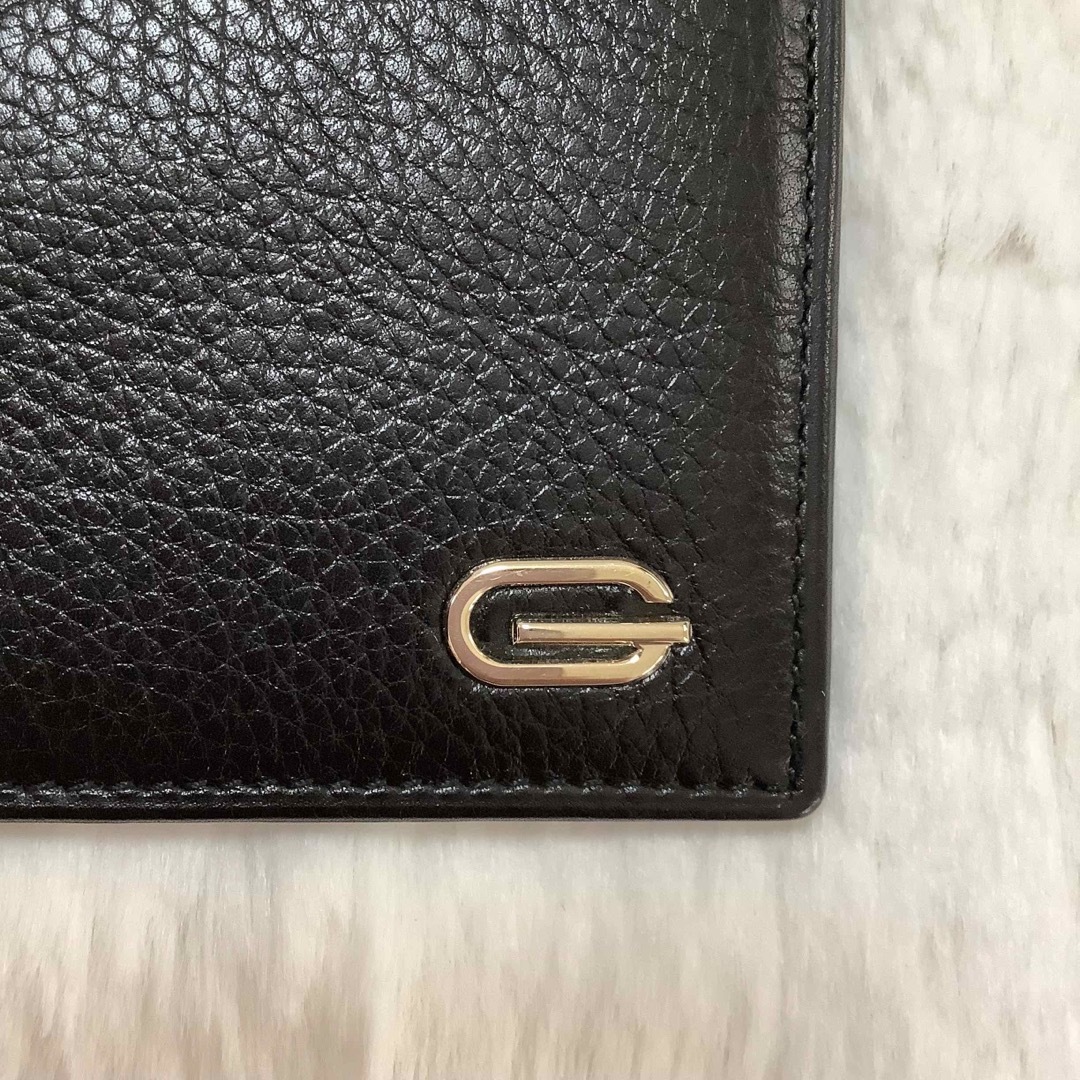 Gucci(グッチ)の【美品】グッチ　札入れ　黒　レザー　Gマーク メンズのファッション小物(折り財布)の商品写真