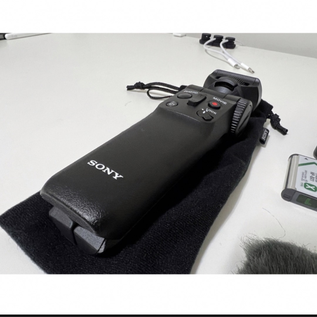 SONY(ソニー)のSONY VLOGCAM ZV-1G シューティンググリップキット スマホ/家電/カメラのカメラ(コンパクトデジタルカメラ)の商品写真