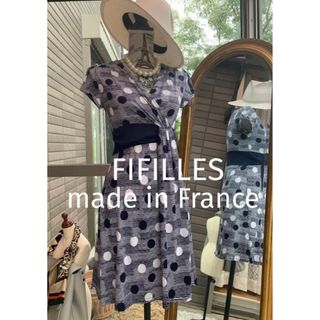 綺麗なお姉さんのFIFILLESフランス製ワンピース