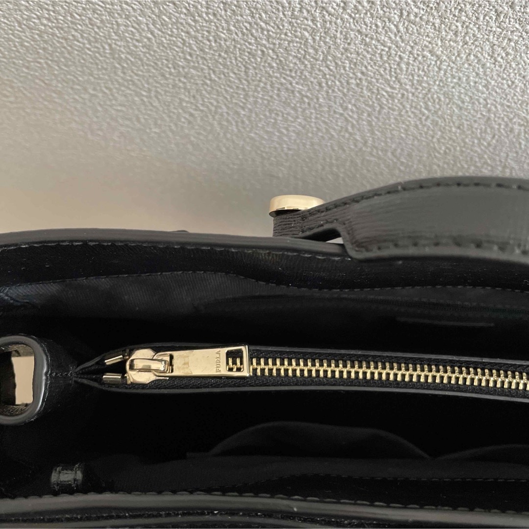 無地・新色登場! FURLA/フルラ STELLA トートバッグ ラージ 黒(NERO