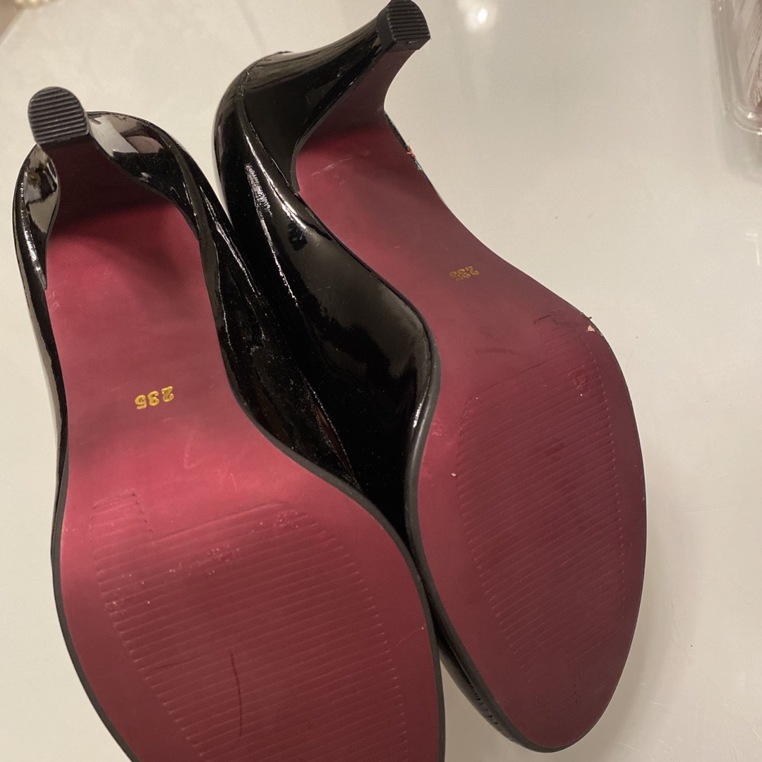 SALE‼️韓国 高級 ヤギ革 革靴 パンプス エナメル ハイヒール インポート レディースの靴/シューズ(ハイヒール/パンプス)の商品写真