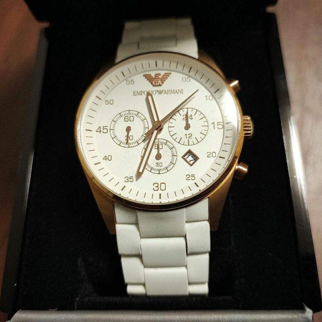 エンポリオアルマーニ 腕時計 AR5919　ホワイト