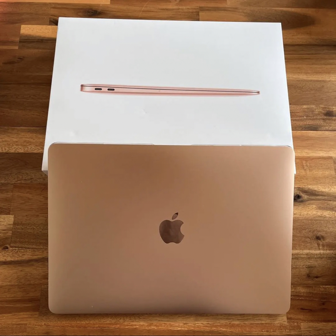 Apple M1チップ搭載13インチMacBook Air