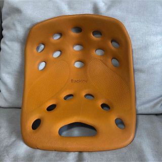 【中古】Backjoy オレンジ(座椅子)