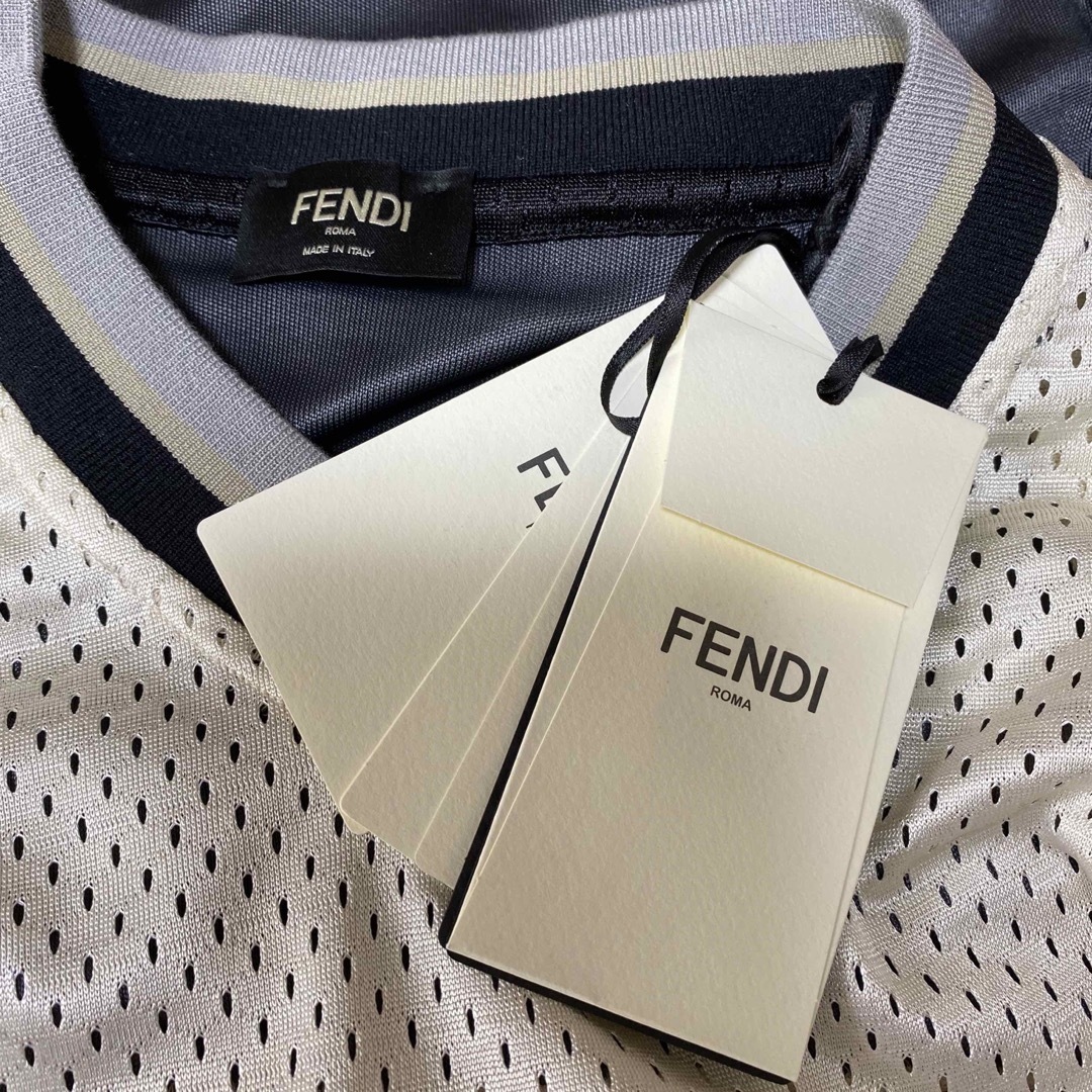 FENDI(フェンディ)の新品本物 正規品 FENDI フェンディ メンズ Tシャツ ロゴ FF メンズのトップス(Tシャツ/カットソー(半袖/袖なし))の商品写真