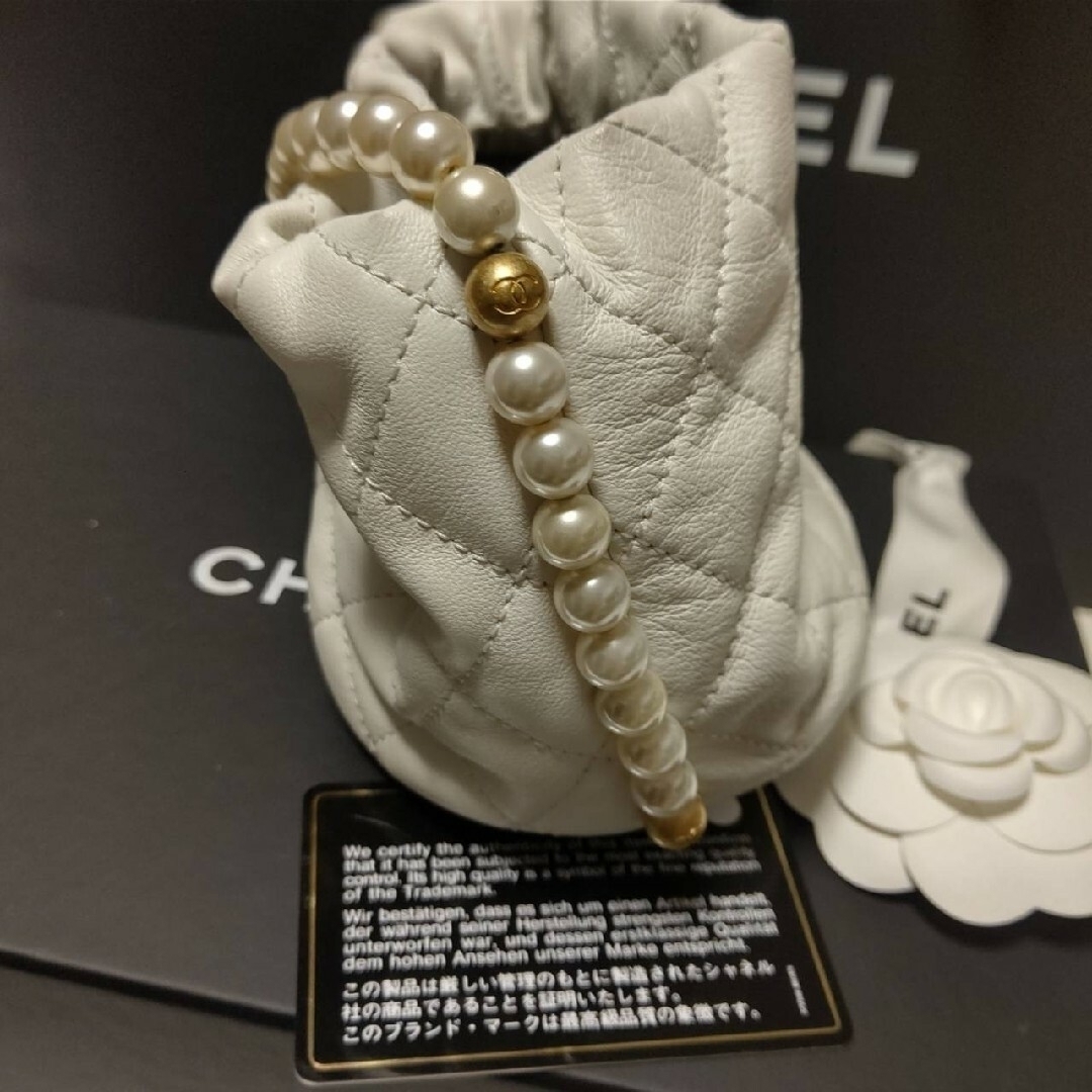 CHANEL(シャネル)の♡CHANEL🤍パール🤍ミニバケットバック🤍 レディースのバッグ(ショルダーバッグ)の商品写真