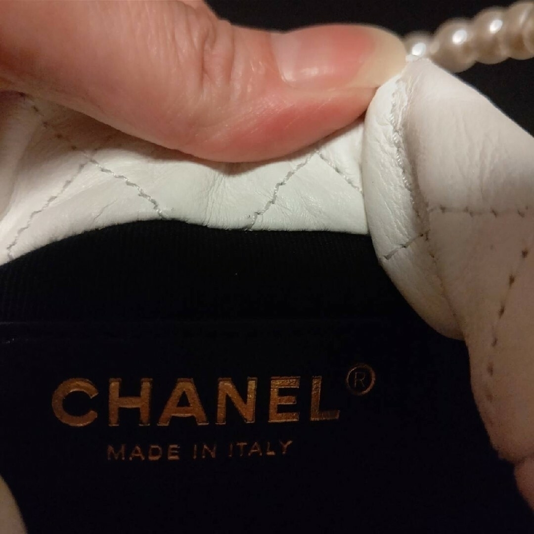 CHANEL(シャネル)の♡CHANEL🤍パール🤍ミニバケットバック🤍 レディースのバッグ(ショルダーバッグ)の商品写真