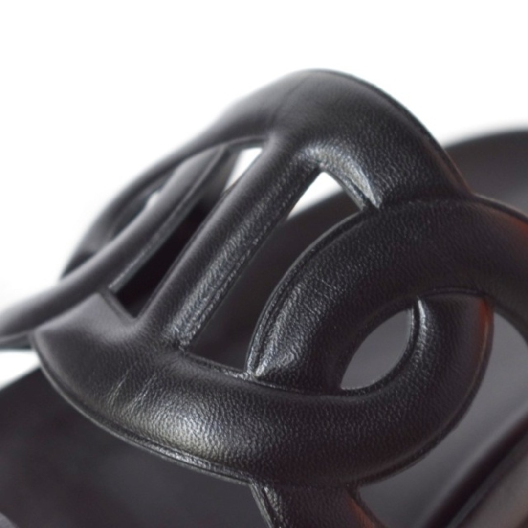 Hermes(エルメス)のエルメス 22SS シェーヌダンクル エクストラ サンダル フラット 37 黒 レディースの靴/シューズ(サンダル)の商品写真