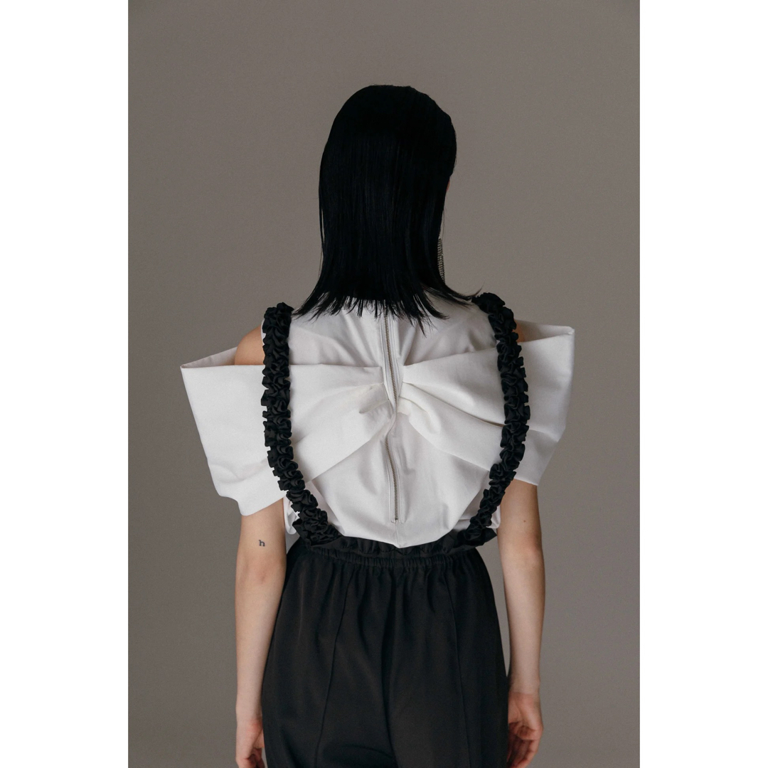 Bibiy ANNE RIBBON BLOUSE リボンブラウス レディースのトップス(Tシャツ(半袖/袖なし))の商品写真