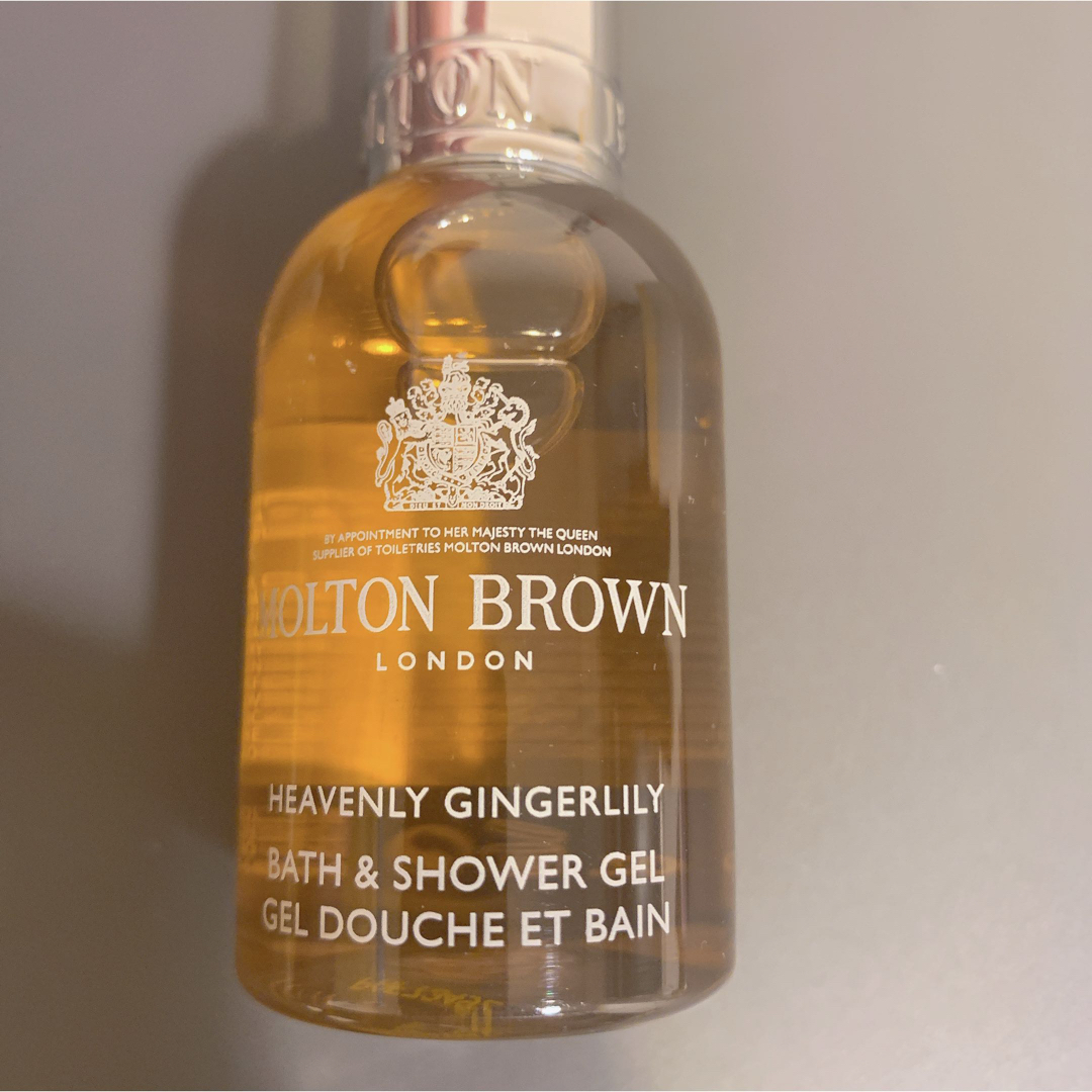 MOLTON BROWN(モルトンブラウン)の新品未使用品‼️MOLTON BROWN モルトンブラウン バスグッズセット コスメ/美容のボディケア(バスグッズ)の商品写真