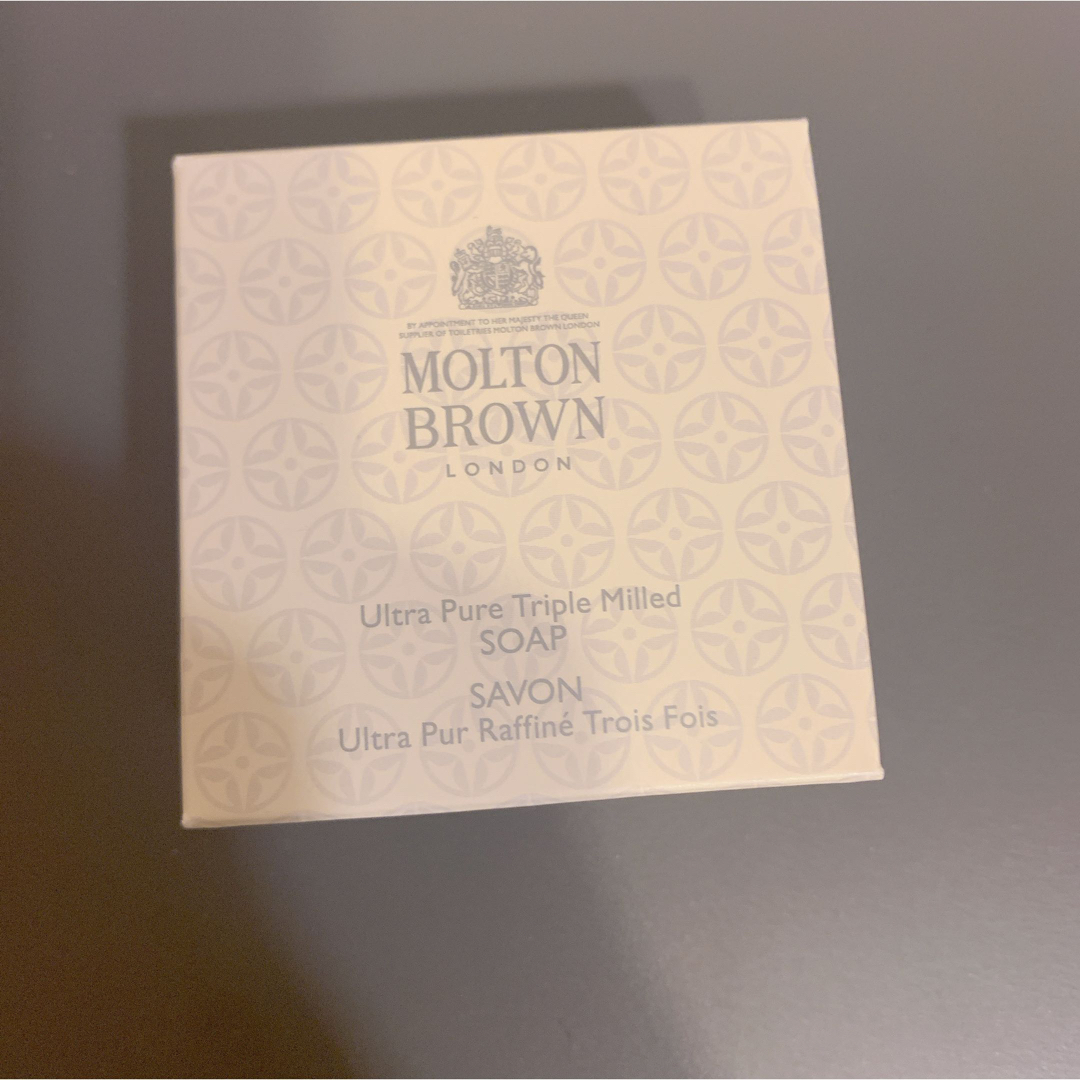 MOLTON BROWN(モルトンブラウン)の新品未使用品‼️MOLTON BROWN モルトンブラウン バスグッズセット コスメ/美容のボディケア(バスグッズ)の商品写真