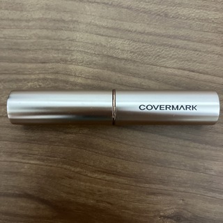 カバーマーク(COVERMARK)のカバーマーク　リアルフィニッシュ　ブライトニング　リップエッセンス　UV 02(リップケア/リップクリーム)