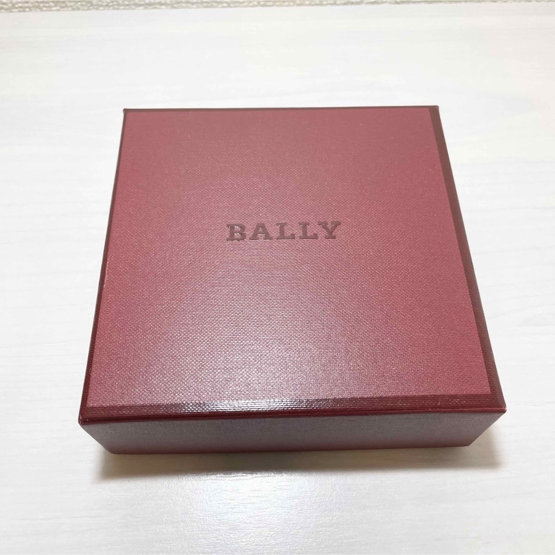 Bally - ☆ バリー BALLY 空箱 財布 布 降り財布の通販 by ☆maria's ...