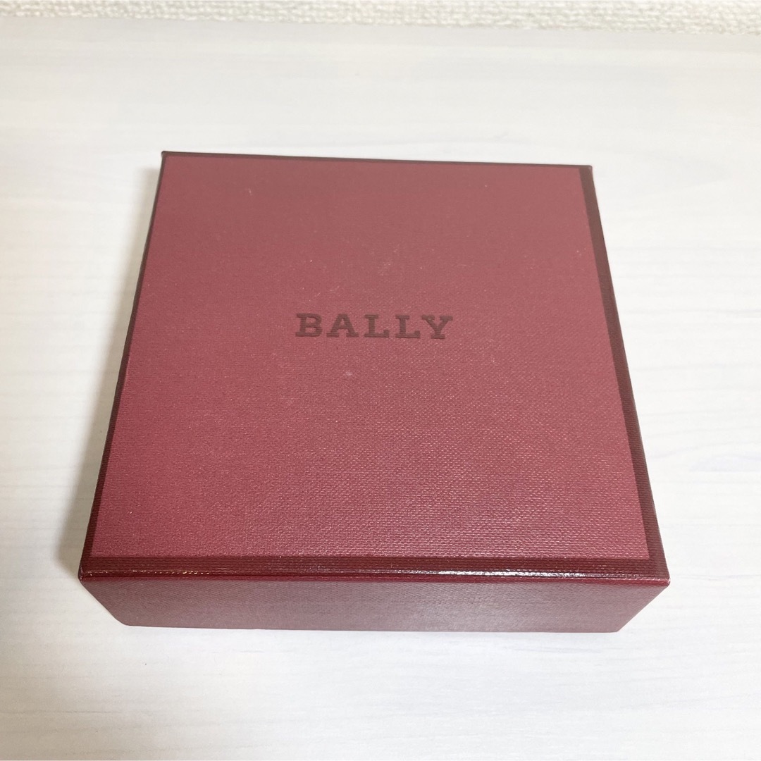 Bally - ☆ バリー BALLY 空箱 財布 布 降り財布の通販 by ☆maria's ...