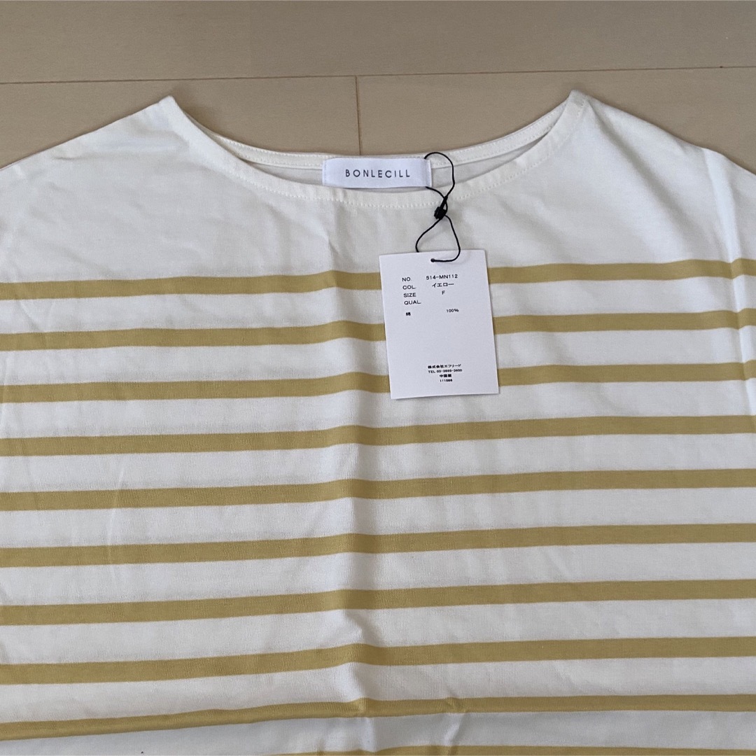 タグつき　BOLECILL ティシャツ レディースのトップス(Tシャツ(半袖/袖なし))の商品写真