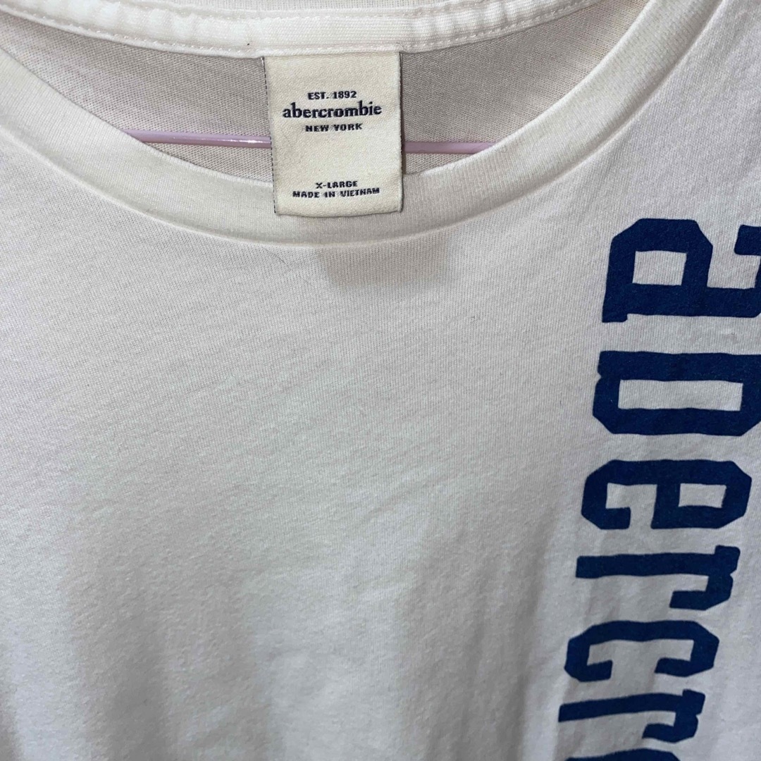 Abercrombie&Fitch(アバクロンビーアンドフィッチ)のAbercrombie & Fitch アバクロ　Tシャツ メンズのトップス(Tシャツ/カットソー(半袖/袖なし))の商品写真