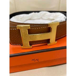 エルメス ベルト リバーシルブル Hバックル マットゴールド ゴールド