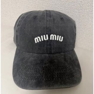 ミュウミュウ(miumiu)のmiumiu ミュウミュウ キャップ　ブラック　ノベルティ(キャップ)