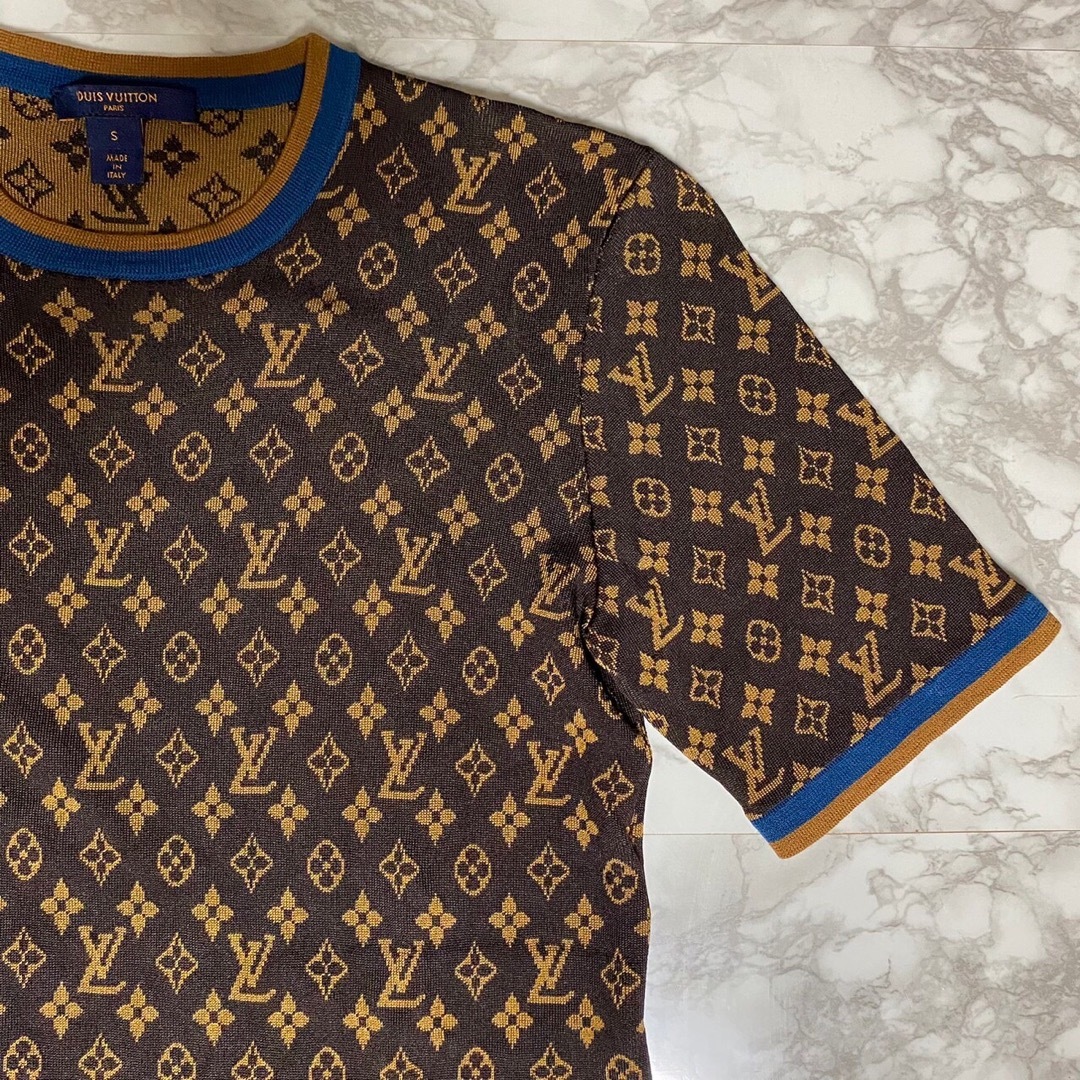 LOUIS VUITTON(ルイヴィトン)のsakura92様 専用　LOUIS VUITTON ショートスリーブ レディースのトップス(Tシャツ(半袖/袖なし))の商品写真