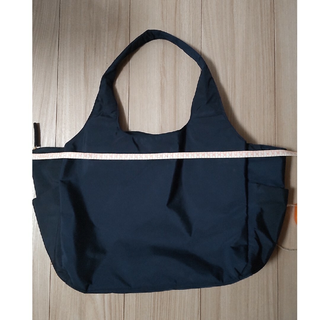 【値下げ】たっぷり入るバッグ　マザーズバッグ　旅行バッグ レディースのバッグ(トートバッグ)の商品写真