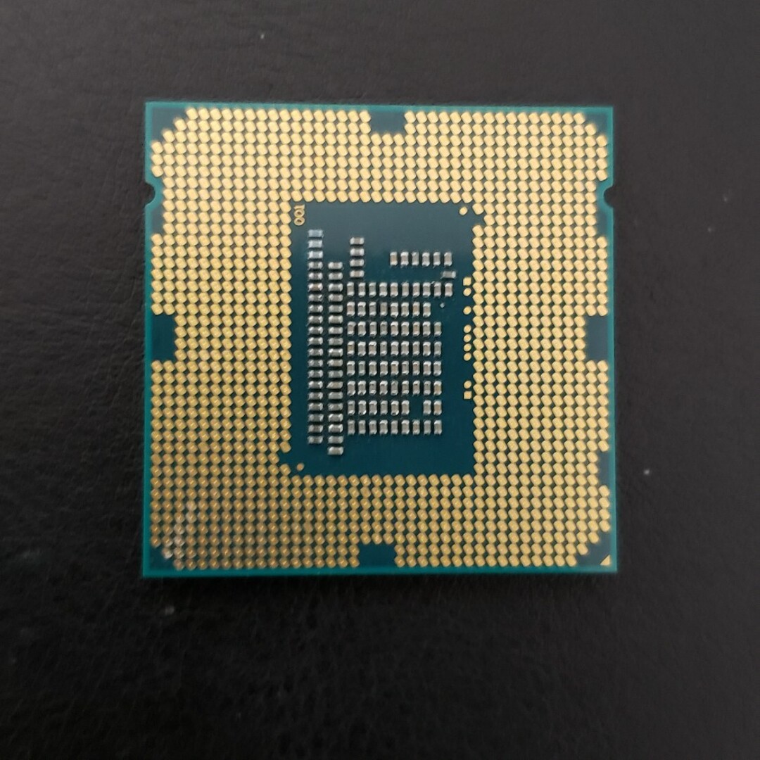 intel(インテル)のインテル　core i3-3240 LGA1155 スマホ/家電/カメラのPC/タブレット(PCパーツ)の商品写真