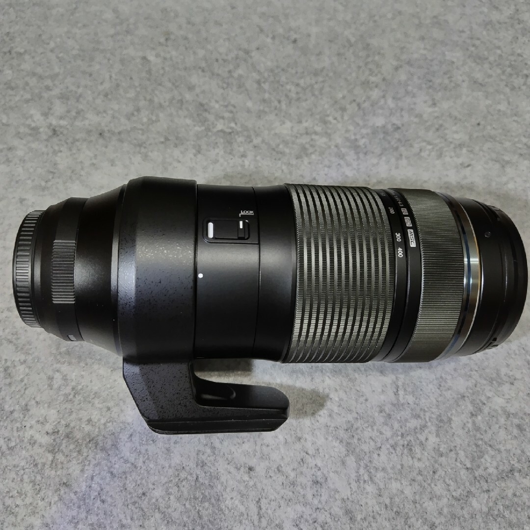 OLYMPUS(オリンパス)のOLYMPUS ズームレンズ M ED100-400F5.0-6.3 IS スマホ/家電/カメラのカメラ(その他)の商品写真