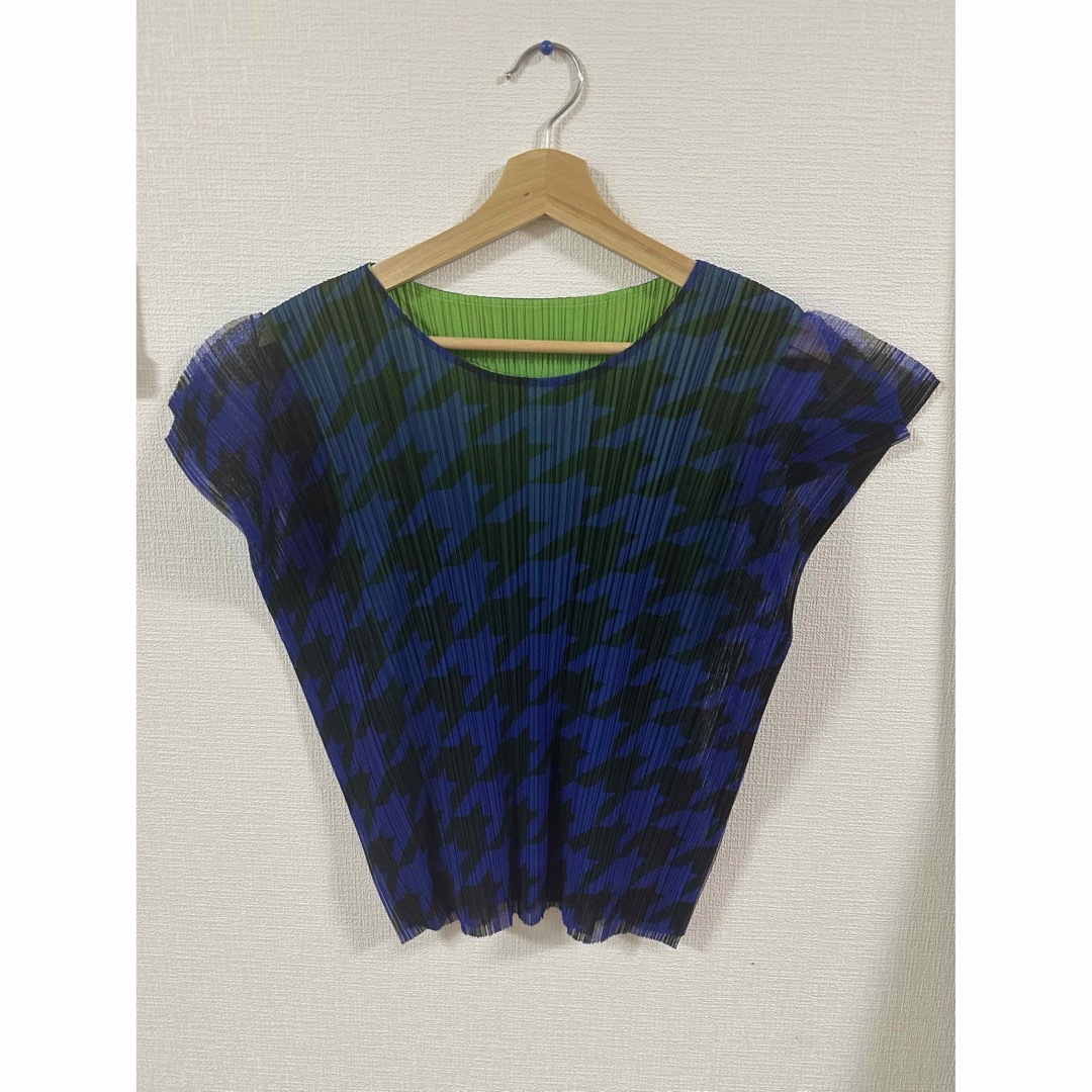 最安販売中 PLEATS PLEASE ISSEY MIYAKE トップス - vidaclube.com.br