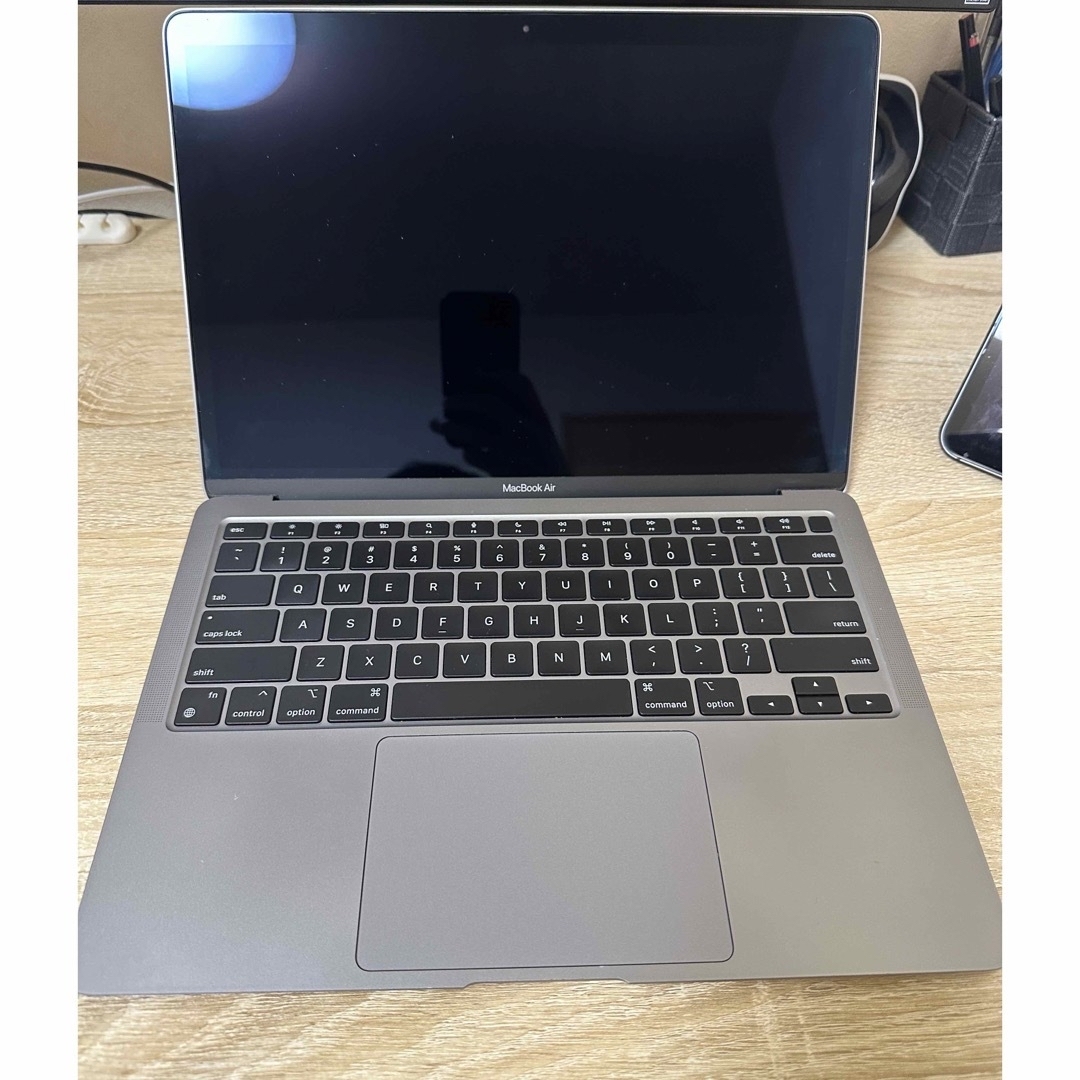 Apple(アップル)の【美品中古】M1 MacBook Air 13inch スペースグレイ スマホ/家電/カメラのPC/タブレット(ノートPC)の商品写真