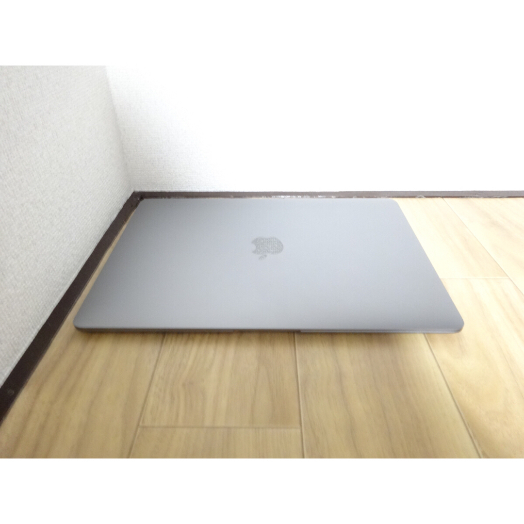 美品 MacBook Air 2018 i5 8GB 256GB スペースグレイ