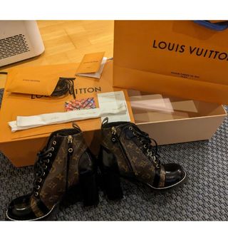 ヴィトン(LOUIS VUITTON) レースアップブーツ ブーツ(レディース)の