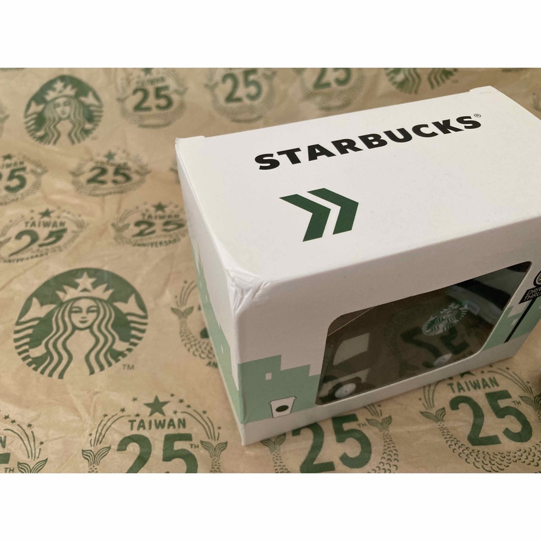 Starbucks Coffee(スターバックスコーヒー)のスターバックス キーホルダー トラック カード レディースのファッション小物(キーホルダー)の商品写真