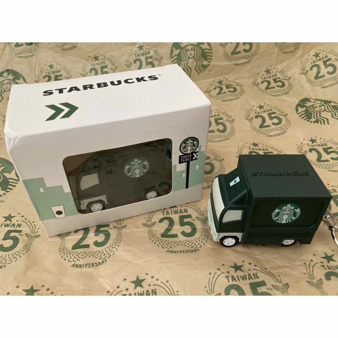 Starbucks Coffee(スターバックスコーヒー)のスターバックス キーホルダー トラック カード レディースのファッション小物(キーホルダー)の商品写真