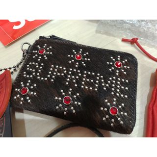 シュプリーム(Supreme)のSupreme HTC Studded Wallet Cow スタッズ財布(コインケース/小銭入れ)