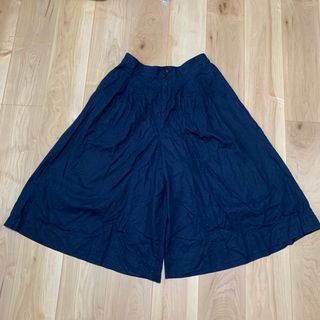 ユニクロ(UNIQLO)のユニクロ　綿麻　ワイドクロップドパンツ　春夏(クロップドパンツ)