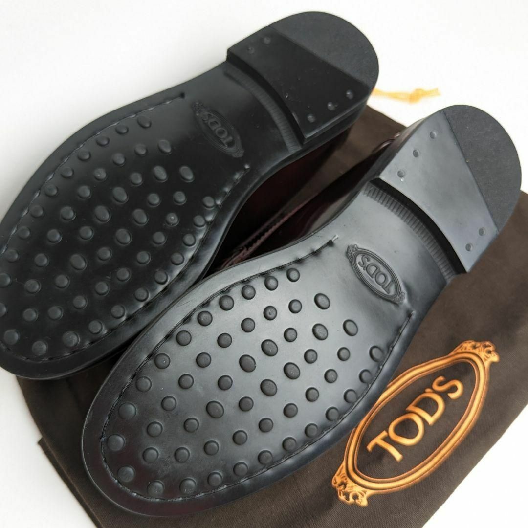 TOD'S(トッズ)の未使用さん♥トッズ　TOD'S　ローファー　35　アマラント（ボルドー系） レディースの靴/シューズ(ローファー/革靴)の商品写真