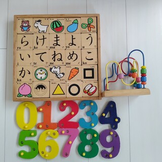 知育玩具 ルーピング コースター 数字パズル ひらがな積み木 3点セット(知育玩具)