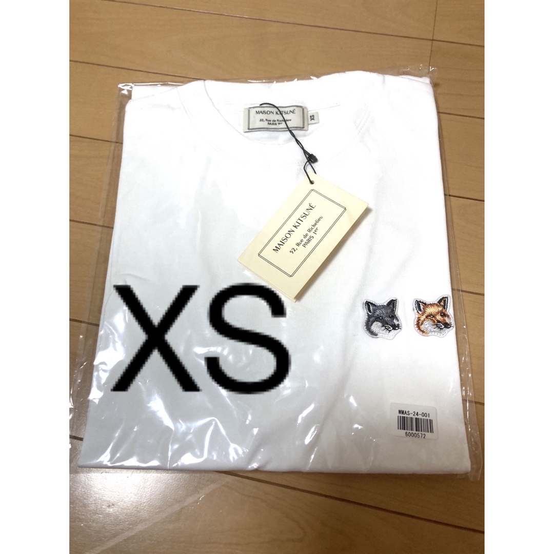 MAISON KITSUNE'(メゾンキツネ)の⑧ XS メゾンキツネ　ダブルフォックス　Tシャツ レディースのトップス(Tシャツ(半袖/袖なし))の商品写真